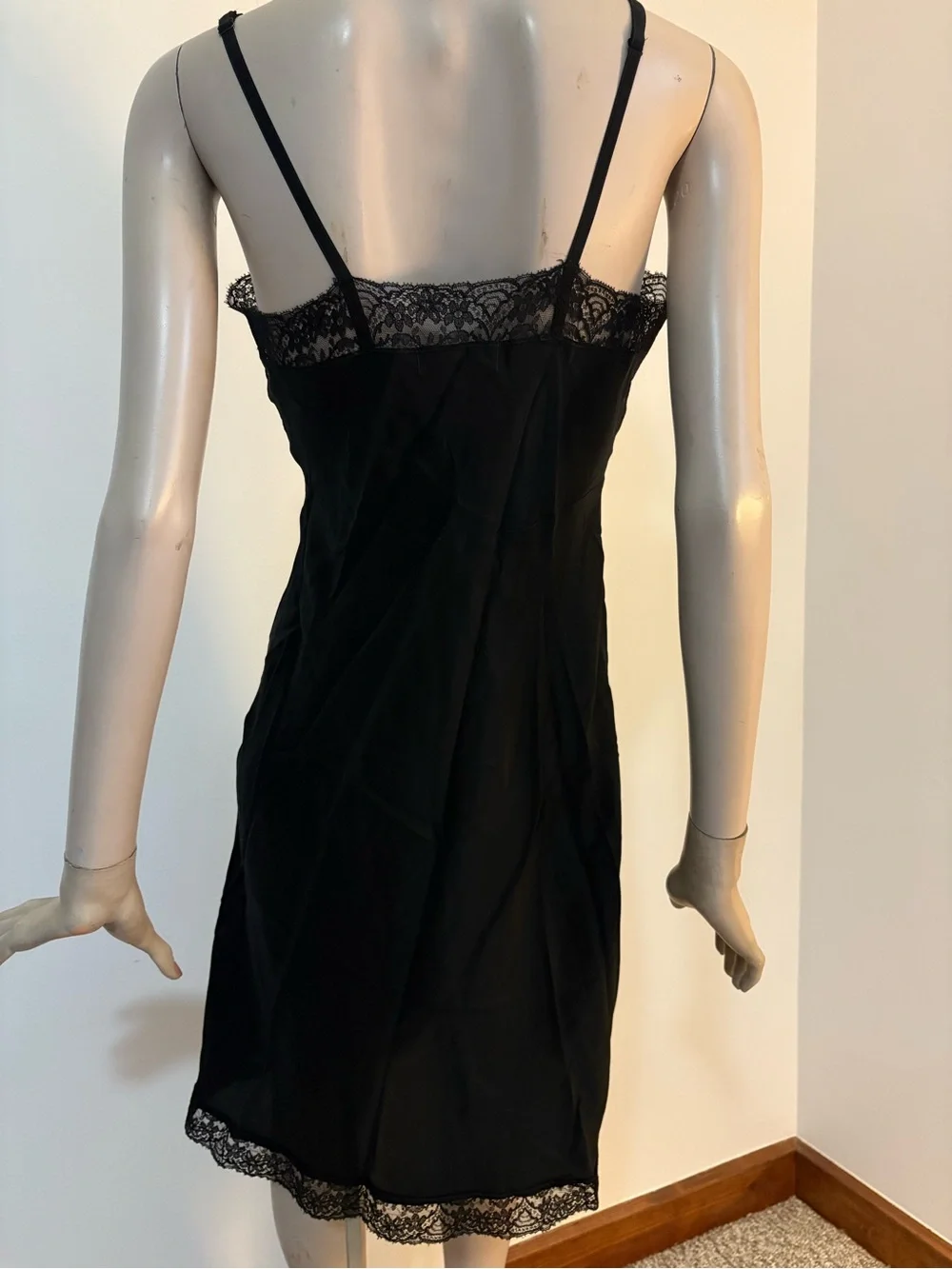 Sultry Vintage 1940s 50s Rare Radelle Lingerie Lace Slip - Picture 8 of 15